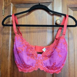 Wacoal Embrace Lace Underwire Bra - Purple with Red Embroidery - 36 DD